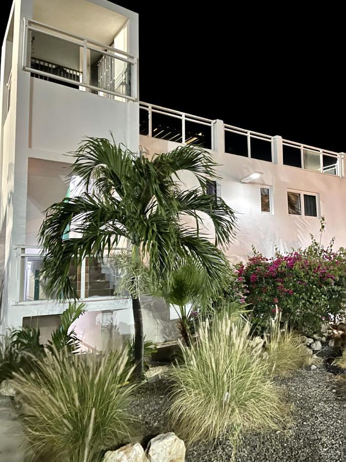 Maho Beach House - Spacious 1 Bedroom Suite ภายนอก รูปภาพ