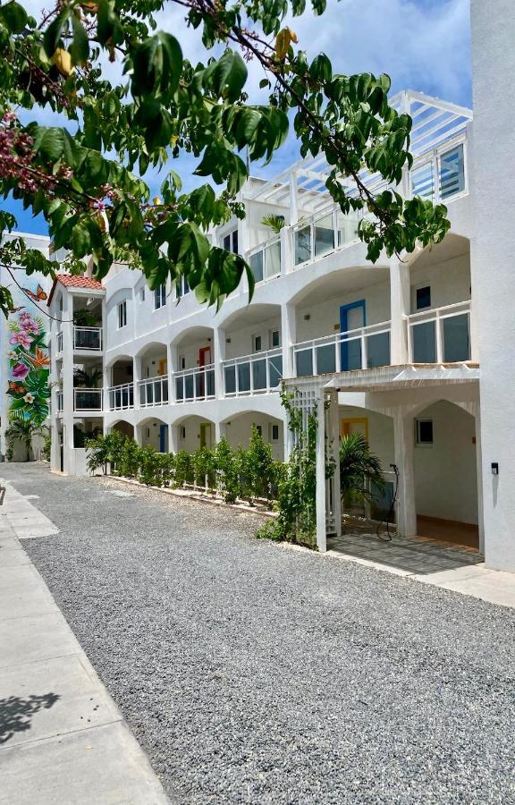 Maho Beach House - Spacious 1 Bedroom Suite ภายนอก รูปภาพ